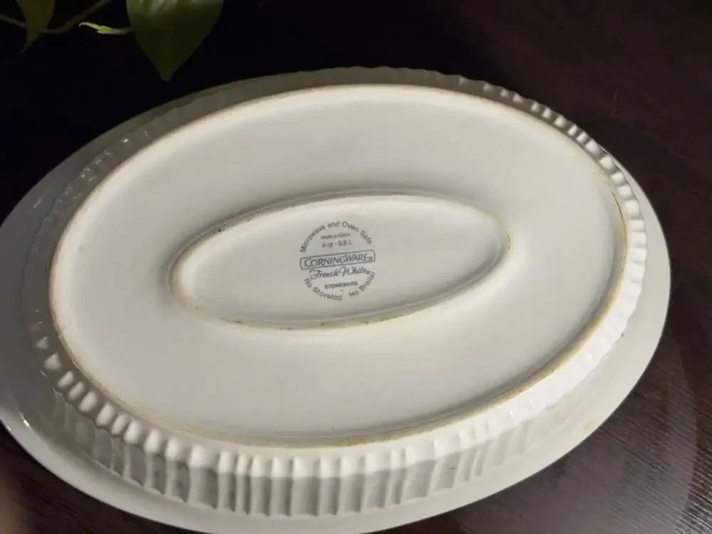 CorningWare French White 4 Quart Oval Stoneware Casserole Baker Dish